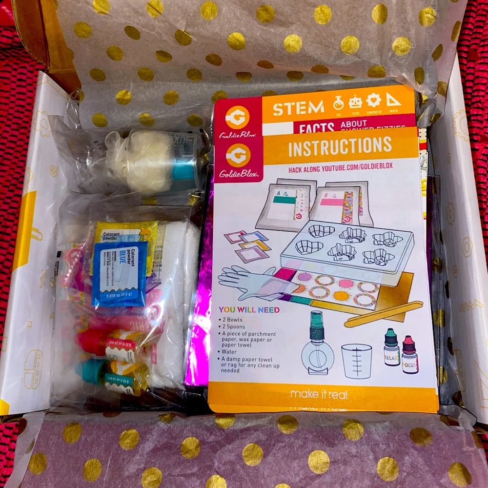 GoldieBlox + JOANN DIY shower fizzy box
